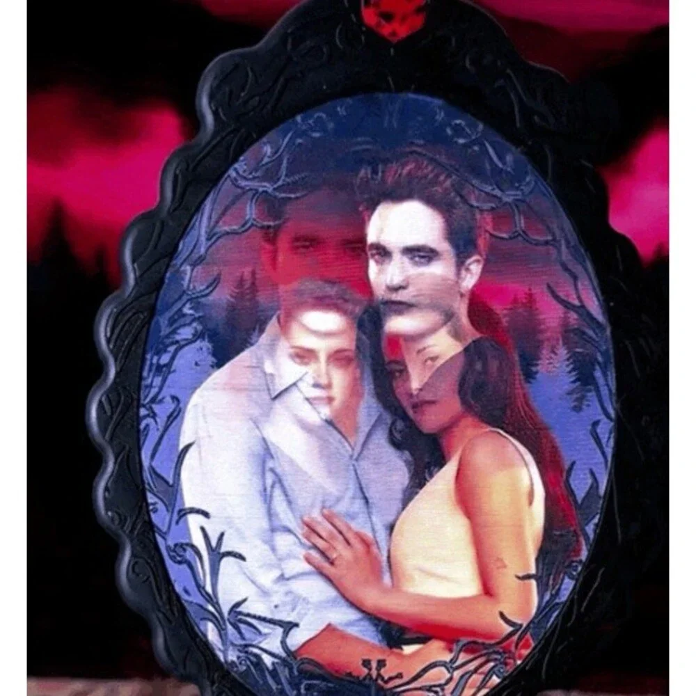 Glamlite X Twilight Breaking Dawn Handheld Mirror New WITH LENTICULAR MOTION